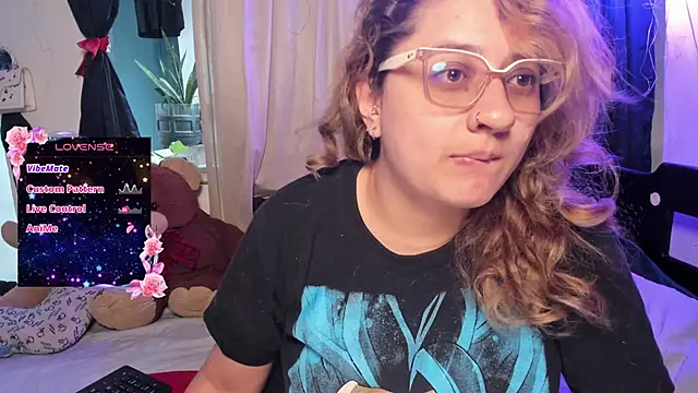 AnnieBigBoobs online show from October 17, 2025, 9:27 pm