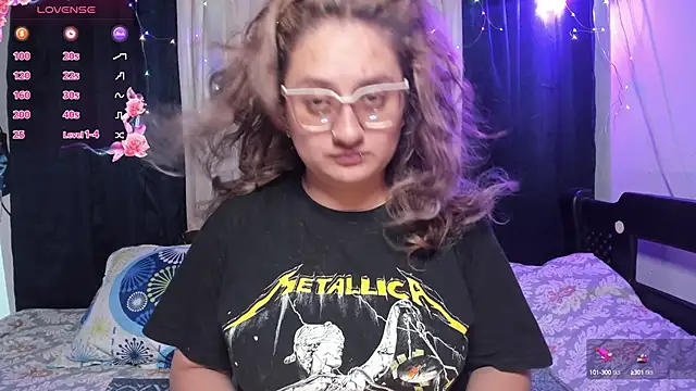 AnnieBigBoobs online show from March 12, 2025, 9:45 pm