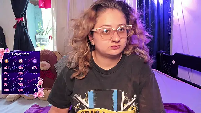 AnnieBigBoobs online show from October 5, 2025, 4:09 pm