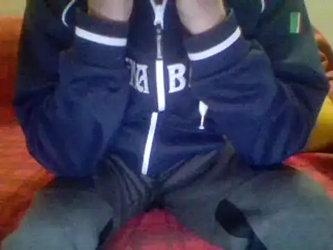 Snapshot of Ariete80s chatting on March 19, 2025, 9:37 pm Ariete80s online show from March 19, 2025, 9:37 pm