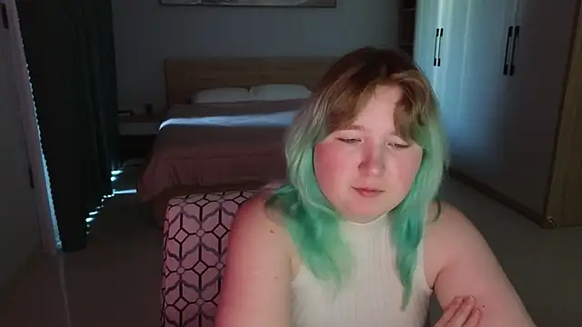 ChimberWol online show from March 18, 2026, 12:14 am