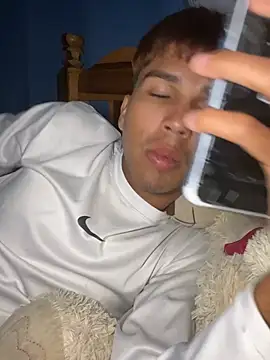 sexyboyandrs online show from July 22, 2026, 4:58 am