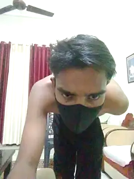 Snapshot of Tomato_boy chatting on December 11, 2024, 6:20 pm Tomato boy online show from December 11, 2024, 6:20 pm