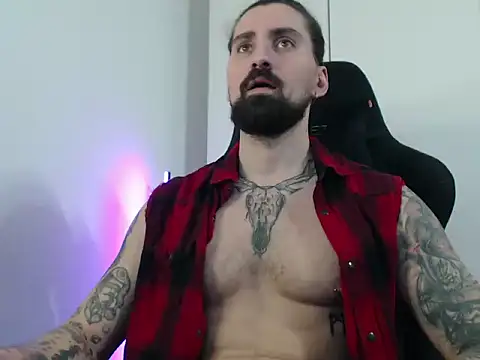 MateoHunk online show from November 22, 2025, 2:27 pm