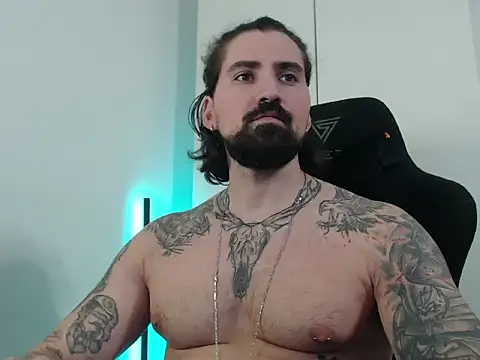 MateoHunk online show from October 18, 2025, 6:10 pm