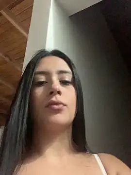 Karlee rouse online show from June 3, 2026, 2:56 am