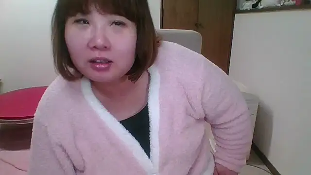 Snapshot of SAKU-RA-chan chatting on February 25, 2026, 1:33 pm SAKU-RA-chan online show from February 25, 2026, 1:33 pm