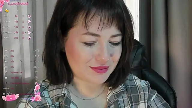 Snapshot of Victoria_Di chatting on November 30, 2025, 4:46 am Victoria Di online show from November 30, 2025, 4:46 am