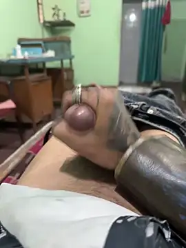 Big dick dog online show from November 23, 2025, 4:00 am