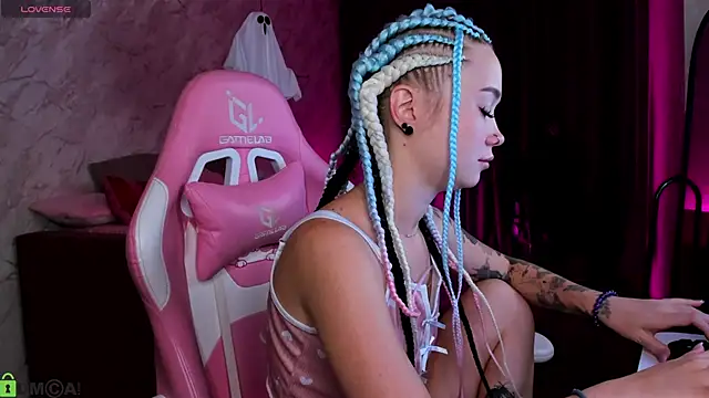 Kira yoon online show from October 29, 2025, 12:31 am