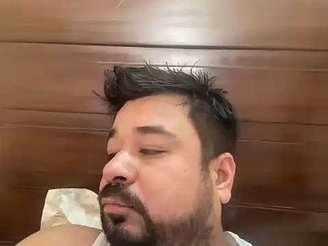 coolboy6566 online show from November 4, 2025, 7:23 am