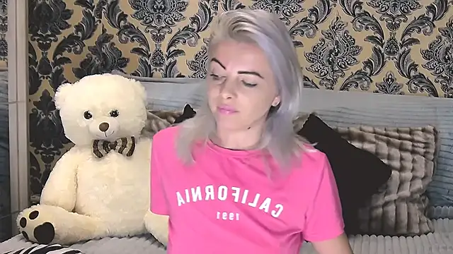 Aly girl1 online show from March 12, 2025, 10:59 am