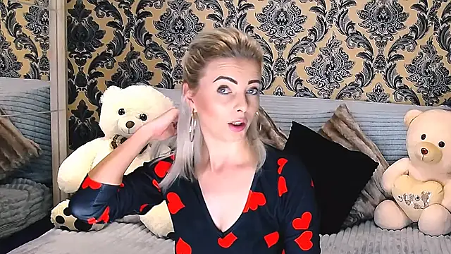 Aly girl1 online show from February 22, 2025, 10:40 am