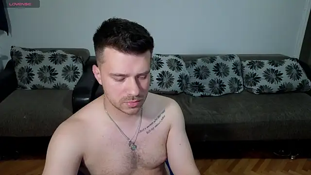 JohnnyStepBro online show from May 27, 2026, 12:31 am