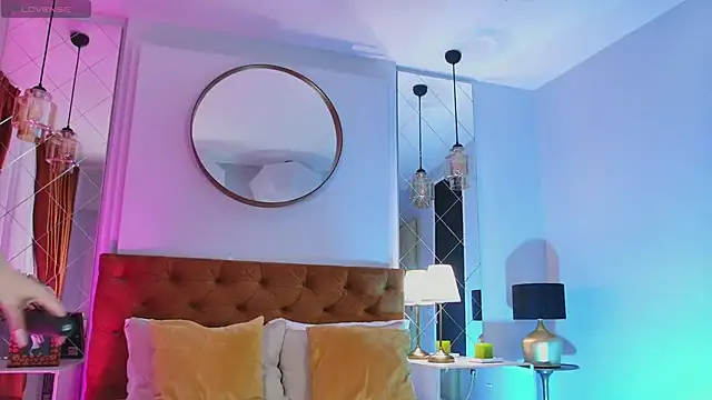 MadilynFox online show from April 14, 2026, 6:57 pm