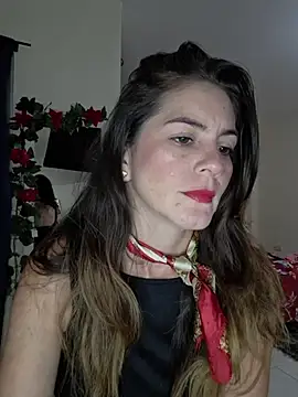 Snapshot of Hanny_24 chatting on December 17, 2025, 1:43 am Hanny 24 online show from December 17, 2025, 1:43 am