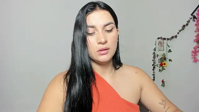 Emic  online show from October 29, 2025, 4:17 pm