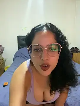 babyluna939 online show from February 26, 2025, 11:52 pm