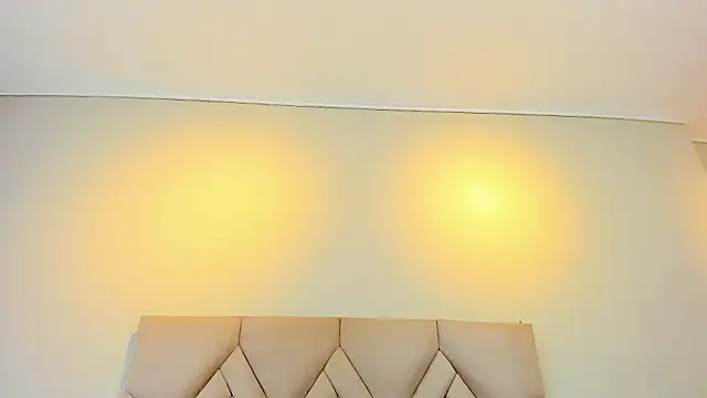 Snapshot of Isis_Osman chatting on February 3, 2026, 7:19 pm Isis Osman online show from February 3, 2026, 7:19 pm