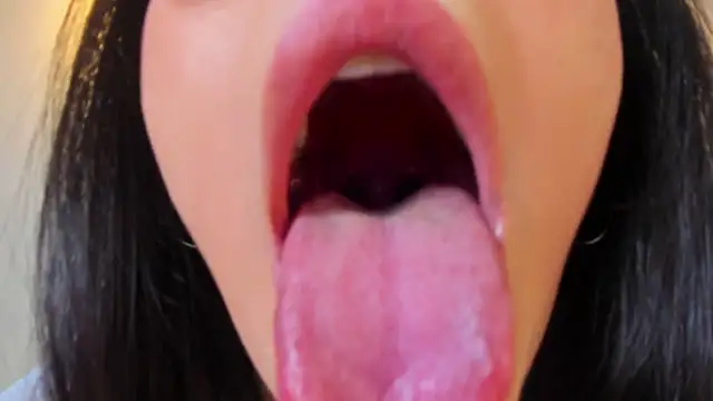 Snapshot of Isis_Osman chatting on February 28, 2026, 8:03 am Isis Osman online show from February 28, 2026, 8:03 am