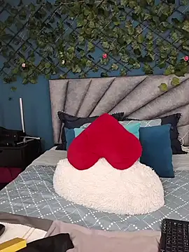 Grey Lorenz11 online show from February 19, 2026, 8:44 am