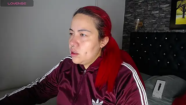 Bruja  Scarlata online show from March 12, 2025, 11:10 am