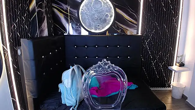 Bruja  Scarlata online show from October 27, 2025, 10:05 am