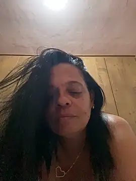 lomagata online show from May 12, 2026, 1:35 am
