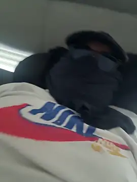 benben190 online show from October 9, 2025, 8:15 am