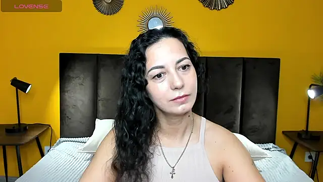 Linda Insatiable online show from March 5, 2025, 1:31 am