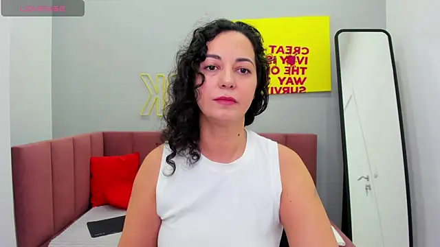 Linda Insatiable online show from November 27, 2025, 1:28 am