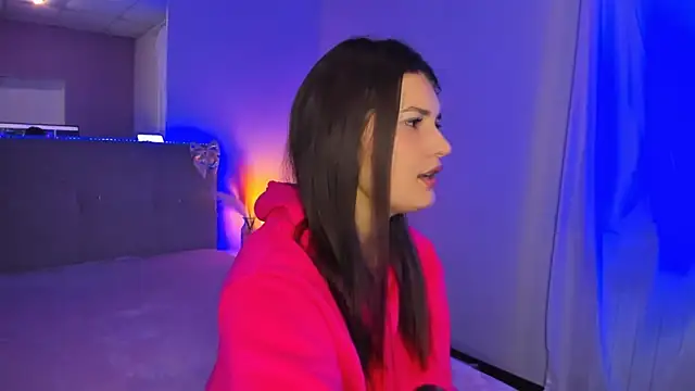 Laura Leee online show from April 21, 2026, 5:14 am