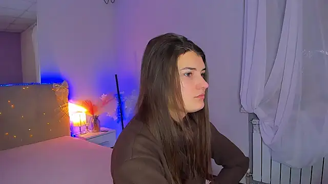 Snapshot of Laura_Leee chatting on February 6, 2026, 6:20 am Laura Leee online show from February 6, 2026, 6:20 am