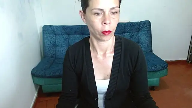 Snapshot of Marilyn_xxxx chatting on October 6, 2025, 7:14 pm Marilyn xxxx online show from October 6, 2025, 7:14 pm