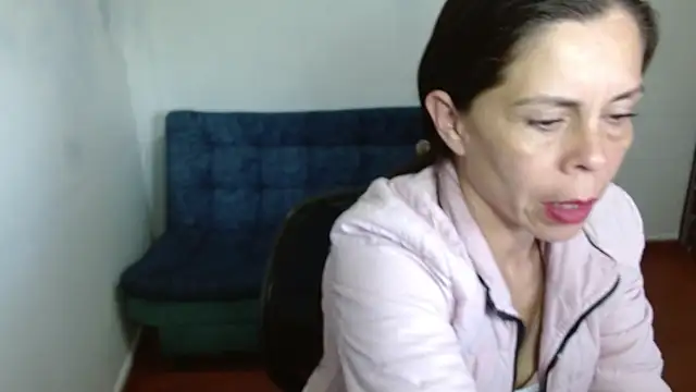 Snapshot of Marilyn_xxxx chatting on September 24, 2025, 7:42 pm Marilyn xxxx online show from September 24, 2025, 7:42 pm