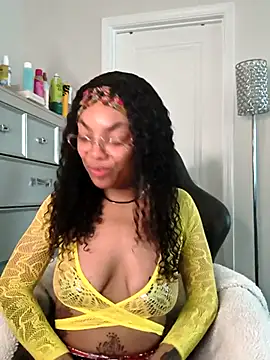 butterflybootyy online show from April 25, 2026, 3:53 pm