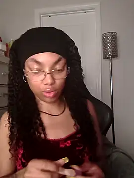 butterflybootyy online show from May 3, 2026, 7:02 am