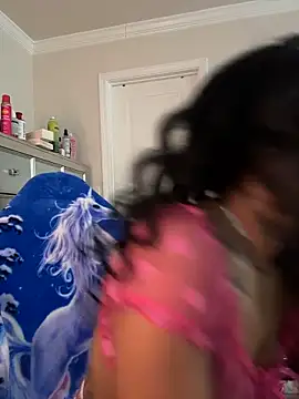 butterflybootyy online show from April 3, 2026, 2:01 pm