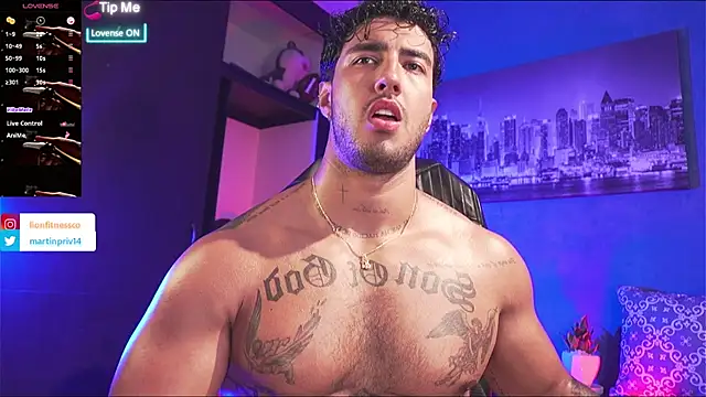 JACOB MARTINS online show from November 9, 2025, 8:35 pm