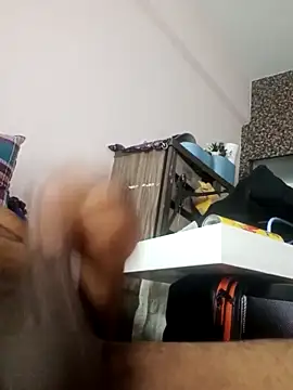 Snapshot of RoyPapafarid chatting on March 4, 2026, 4:20 am RoyPapafarid online show from March 4, 2026, 4:20 am