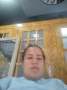 Snapshot of yenimiel chatting on July 19, 2026, 4:26 pm yenimiel online show from July 19, 2026, 4:26 pm