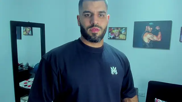 SamirHazard97 online show from October 29, 2025, 8:52 pm