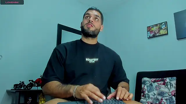 SamirHazard97 online show from February 28, 2025, 12:32 am