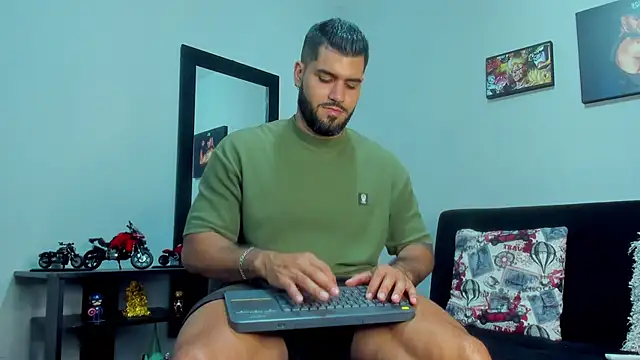 SamirHazard97 online show from February 27, 2025, 1:52 am