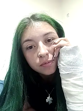 Snapshot of turolita_ chatting on March 21, 2026, 12:34 am turolita online show from March 21, 2026, 12:34 am