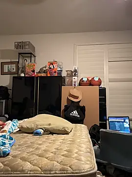 Snapshot of bigasianloads25 chatting on January 4, 2025, 4:33 am bigasianloads25 online show from January 4, 2025, 4:33 am