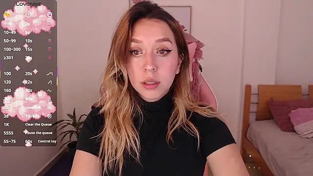 Snapshot of Dahlia__espresso chatting on February 20, 2026, 10:01 pm Dahlia espresso online show from February 20, 2026, 10:01 pm