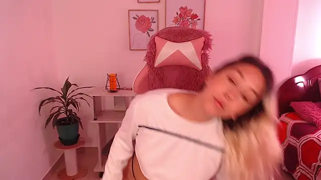 Dahlia  espresso online show from September 17, 2025, 6:54 pm