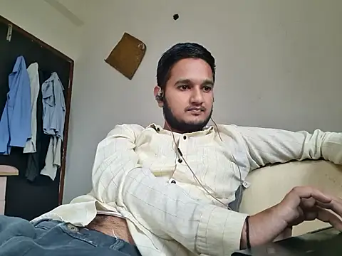 Snapshot of Jonrobinso chatting on September 26, 2025, 5:47 am Jonrobinso online show from September 26, 2025, 5:47 am
