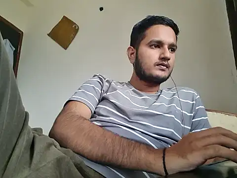Snapshot of Jonrobinso chatting on September 25, 2025, 5:35 am Jonrobinso online show from September 25, 2025, 5:35 am